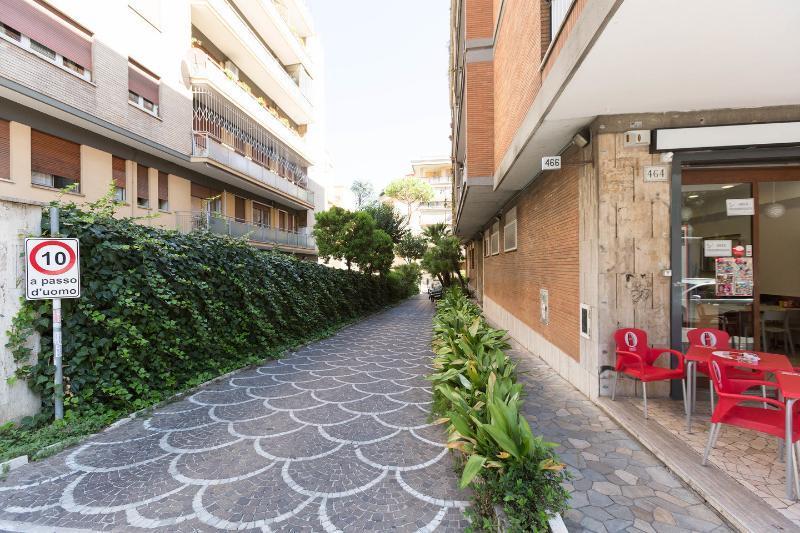 Bed A San Pietro Bed & Breakfast Rome Exterior photo